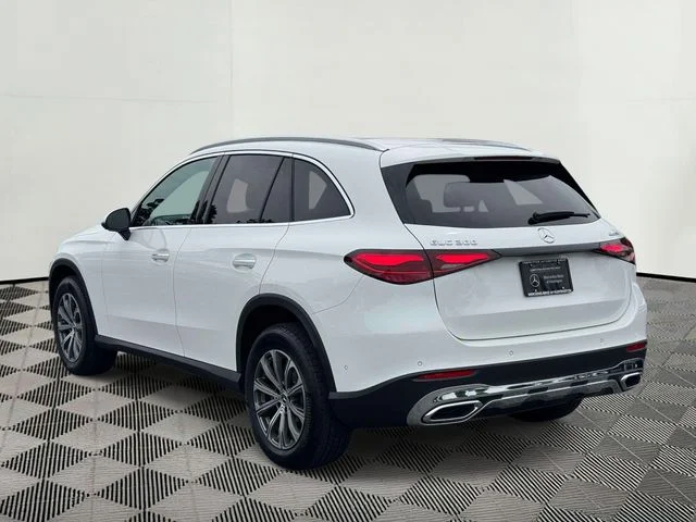 Used 2026 White Mercedes-Benz GLC 300 image 9