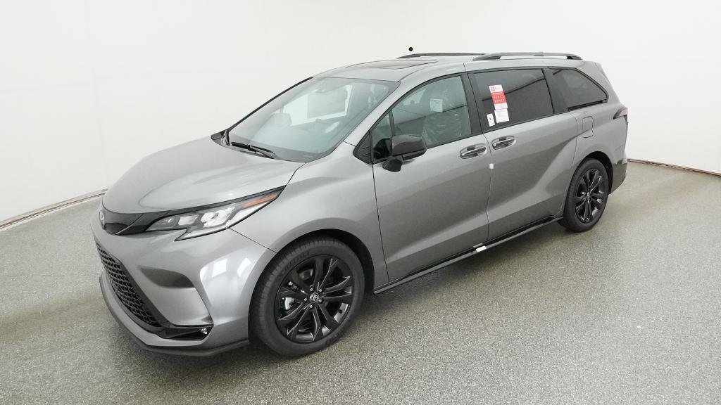 2026 Toyota Sienna XSE 7-Passenger Hybrid FWD's photo
