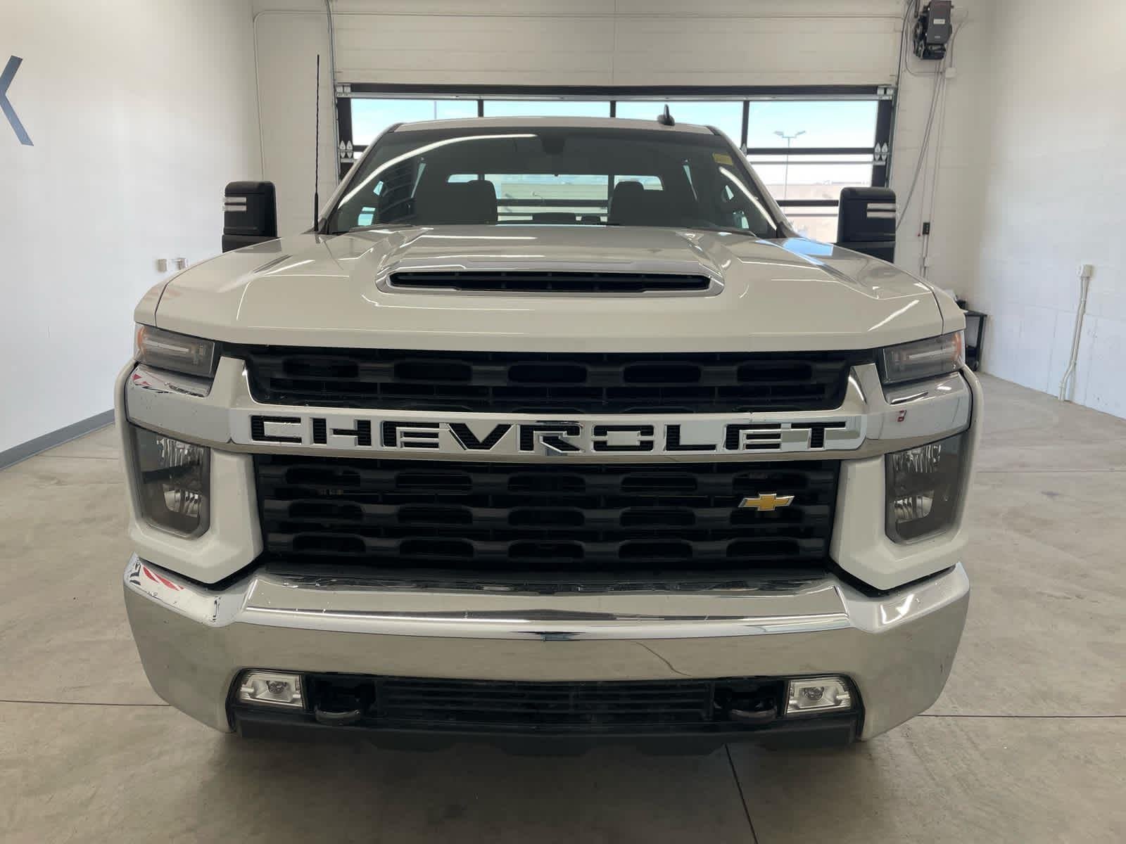 Used 2022 Summit White Chevrolet LT image 6
