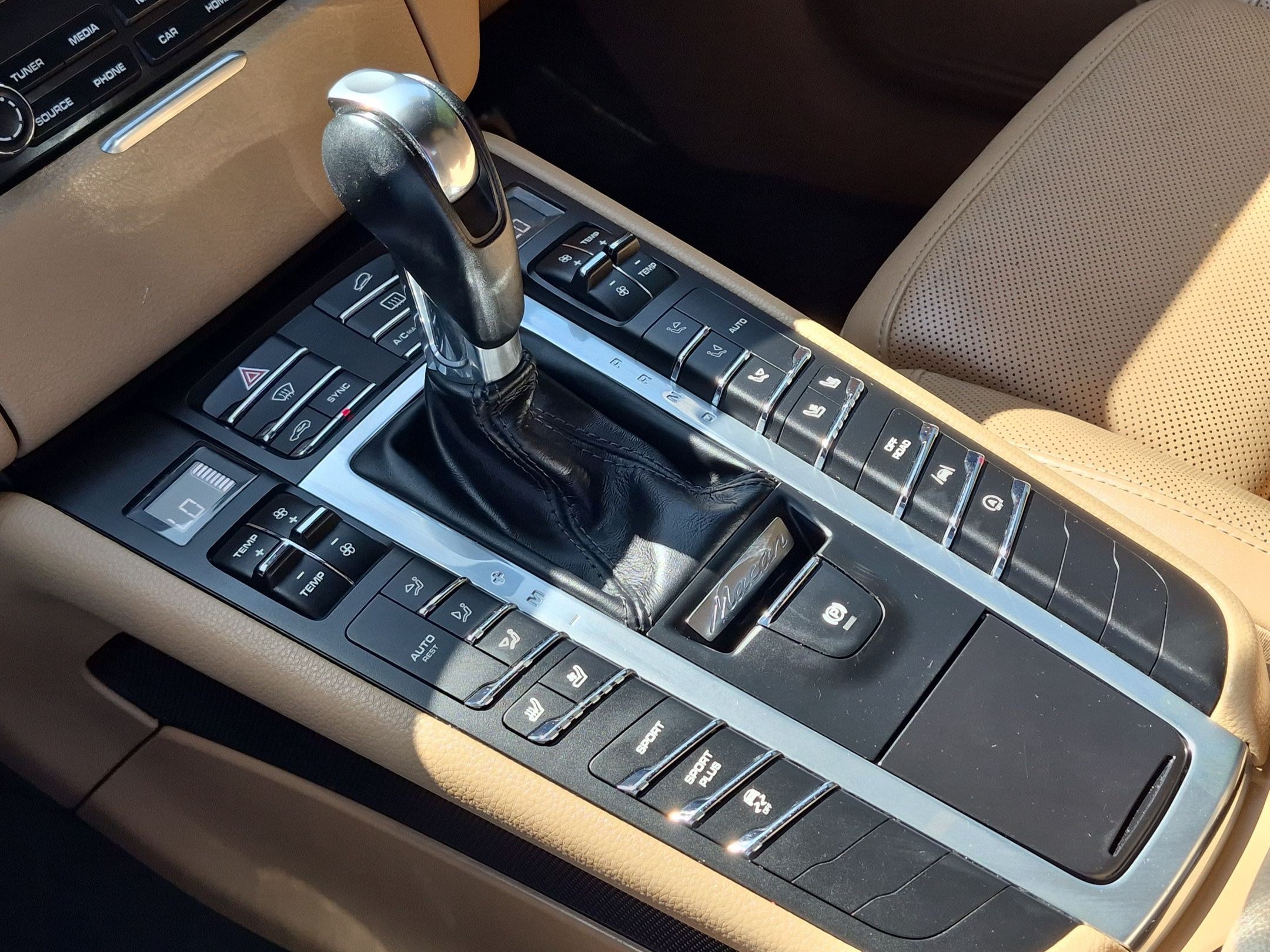 Certified Used 2018 White Porsche S image 22