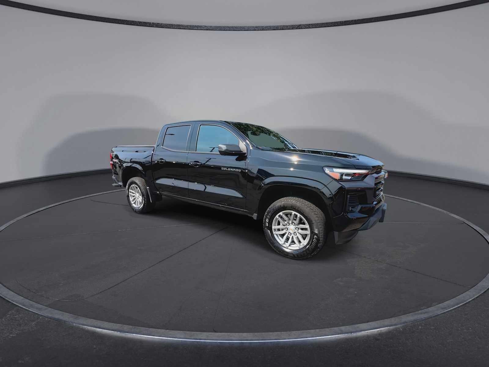 Used 2026 Black Chevrolet 4WD LT image 9