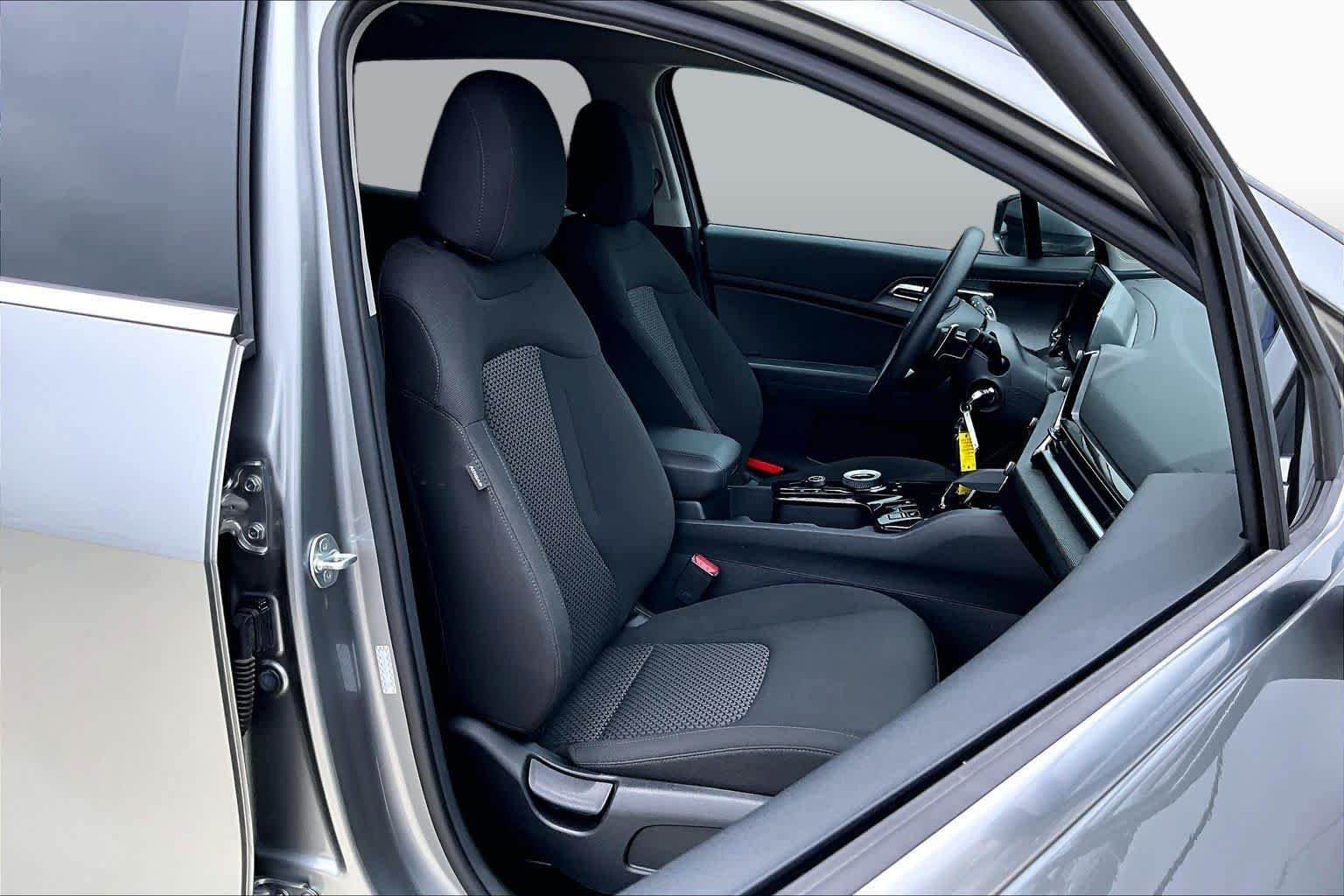 Used 2024 Steel Gray Kia LX image 9