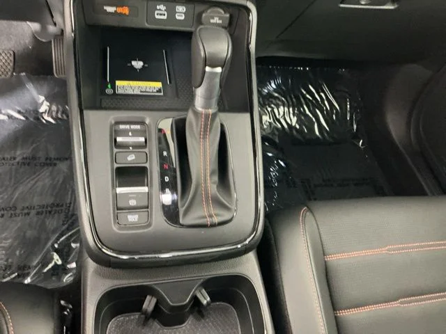 Used 2024  Honda Sport Touring image 19