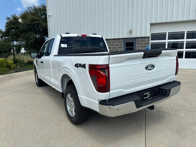 New 2026 Oxford White Ford XL image 9