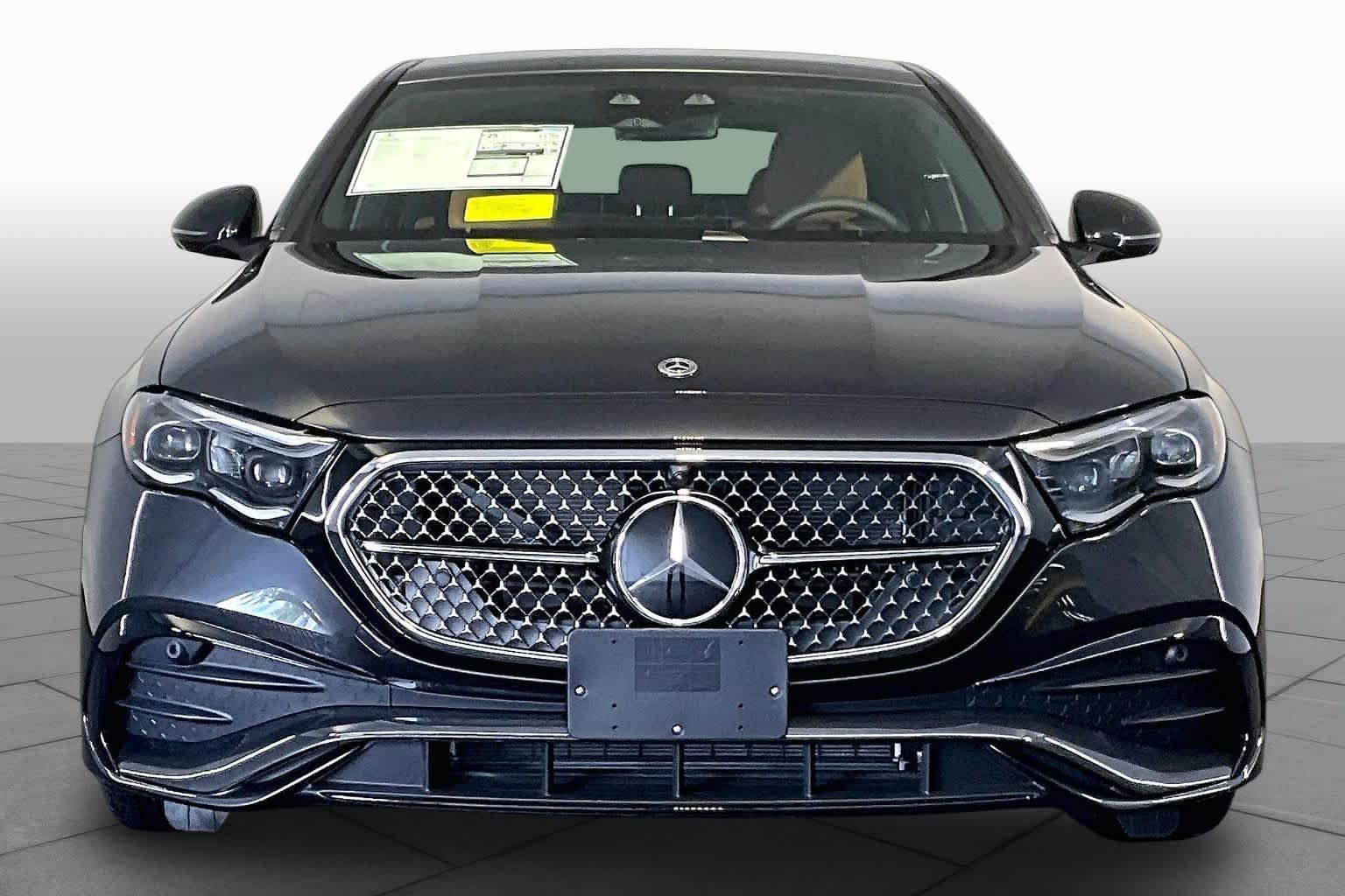 New 2027 Graphite Grey Metallic Mercedes-Benz E 450 image 2