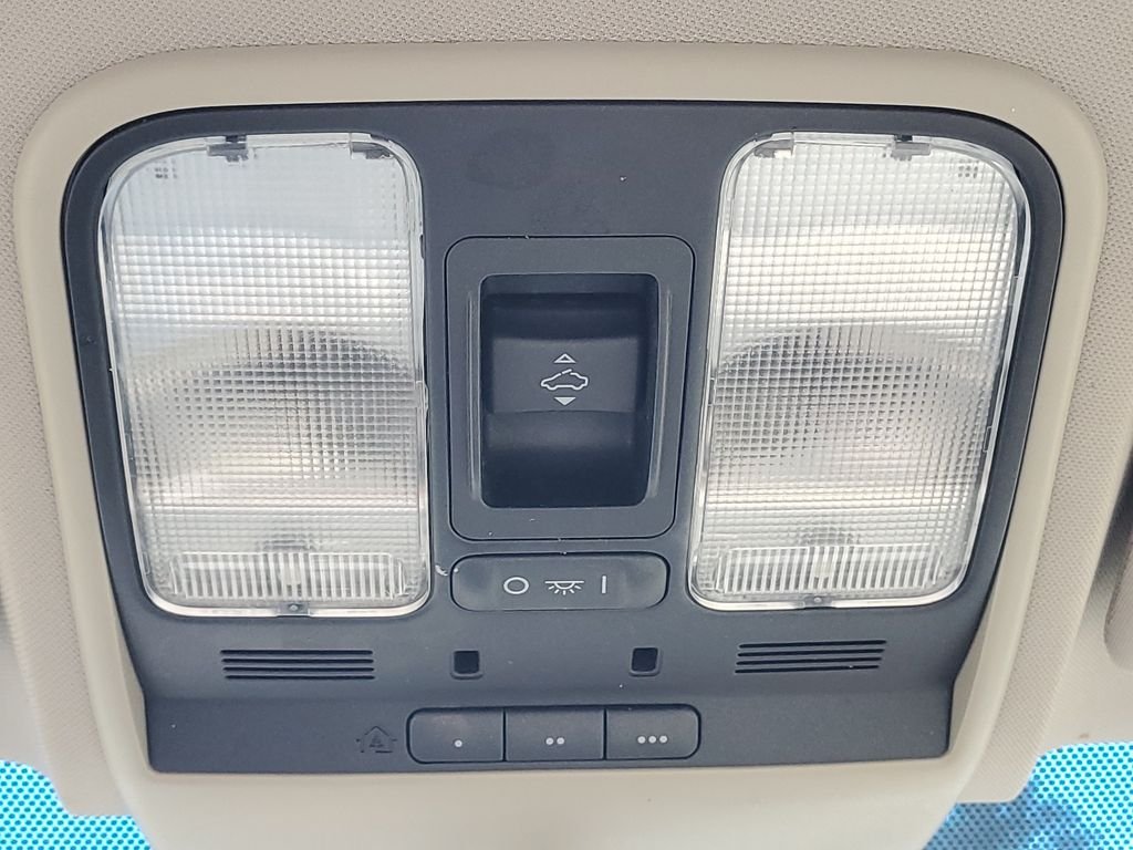 Used 2011 Crystal Black Pearl Acura Technology Package image 30