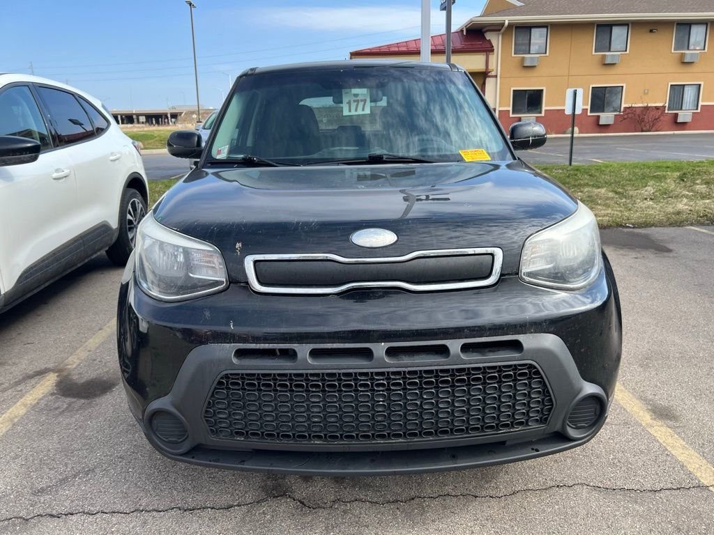 Used 2016 Kia Soul Base with VIN KNDJN2A29G7361634 for sale in Janesville, WI