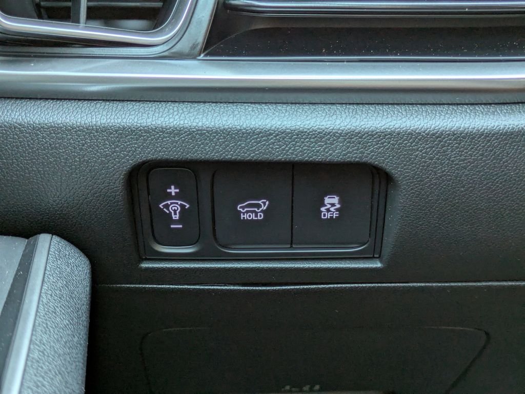 New 2026 Ivory Silver Kia EX image 26