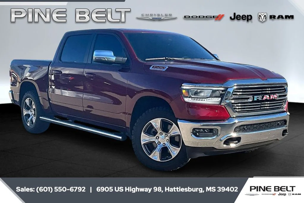 2024 RAM 1500 Laramie 4x4 Crew Cab 5'7's photo