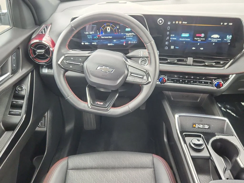 Used 2025 Gray Chevrolet RS image 10