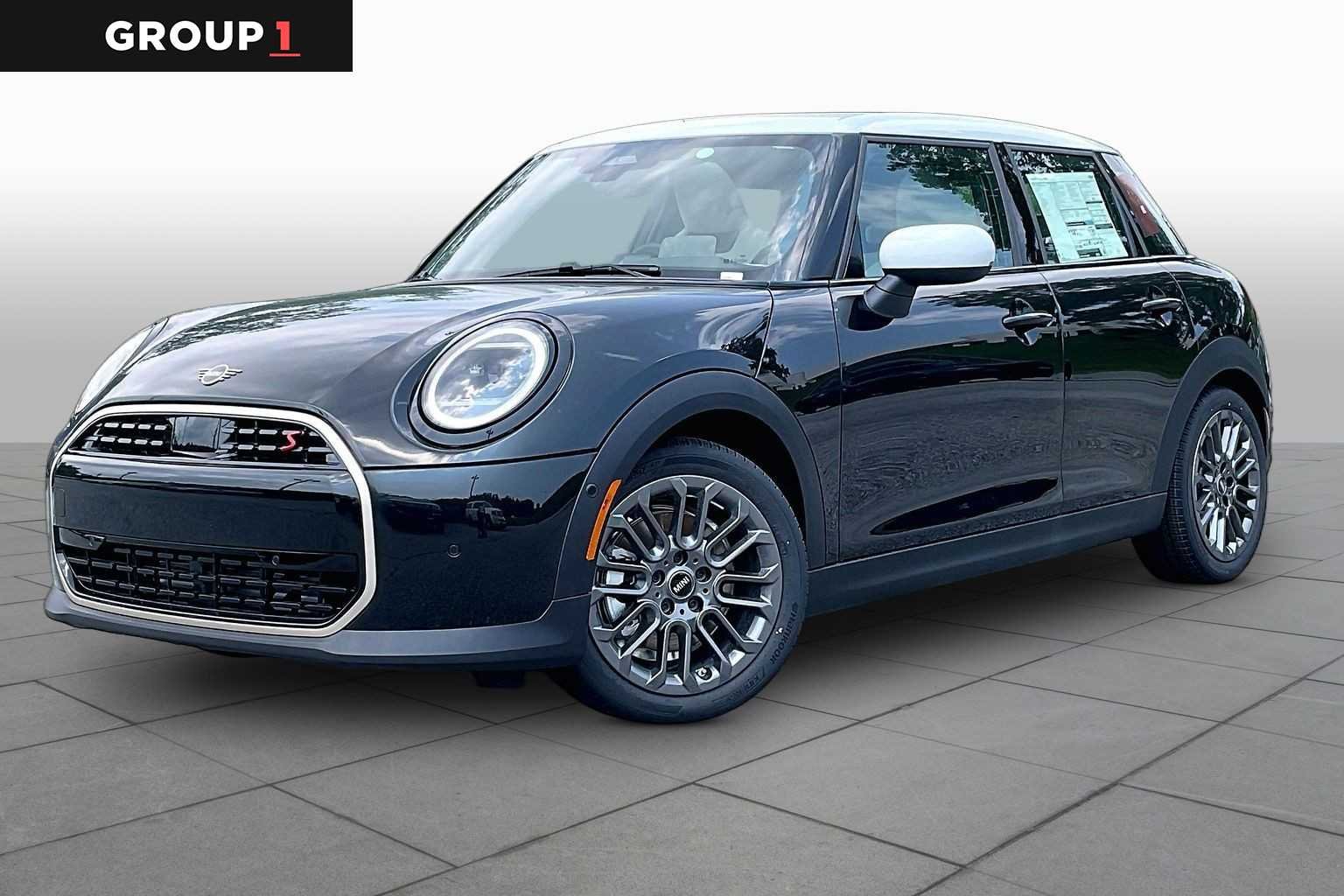 2026 MINI 4 Door Signature Plus