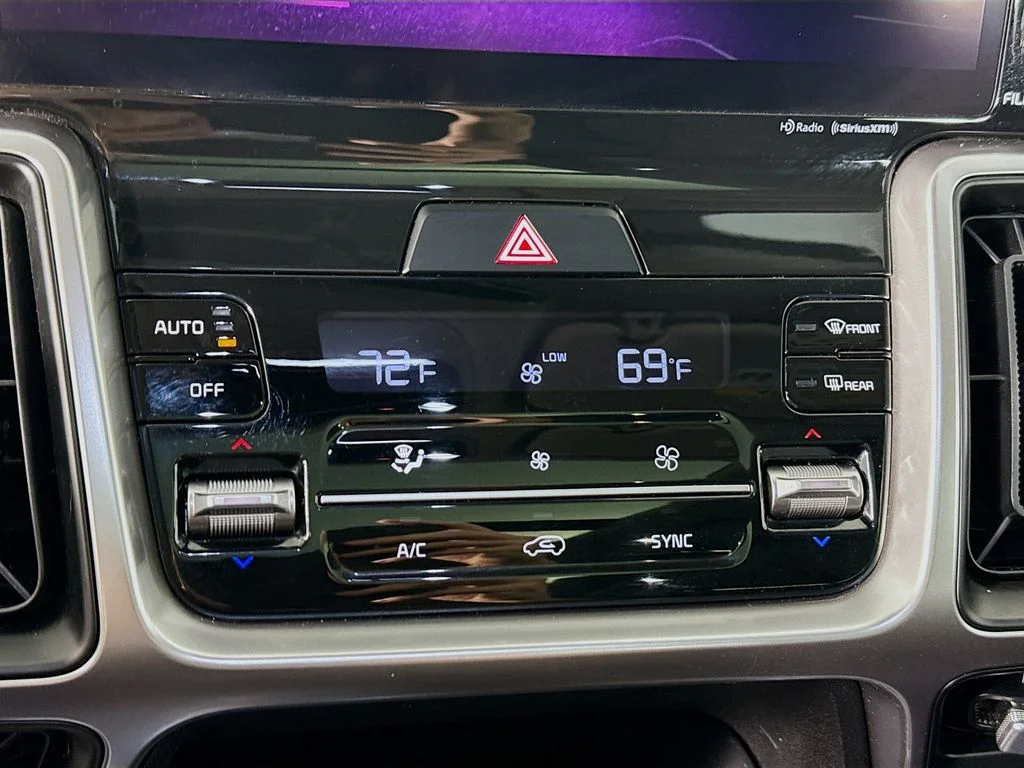 Used 2022 Gray Kia X-Line EX image 17