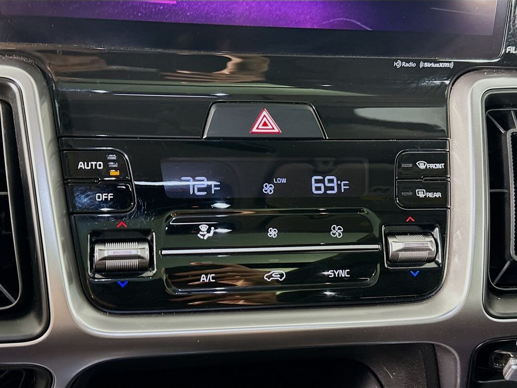 Used 2022 Gray Kia X-Line EX image 17