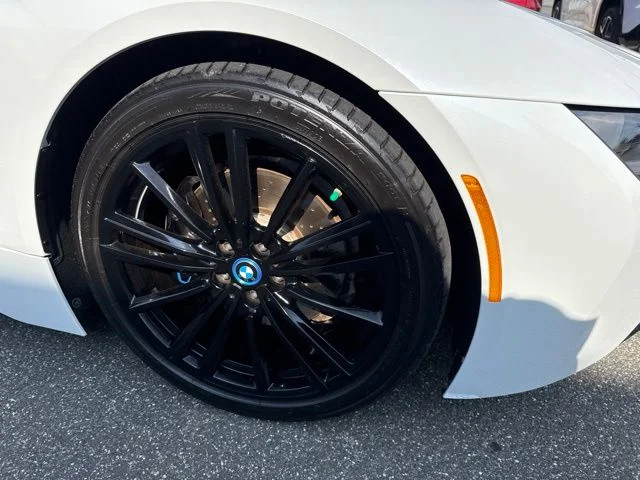 Used 2019 White BMW Base image 9