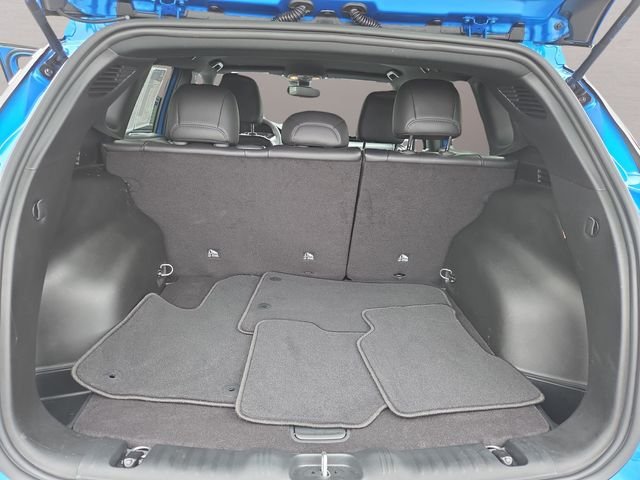 Used 2026 Blue Jeep Latitude image 31