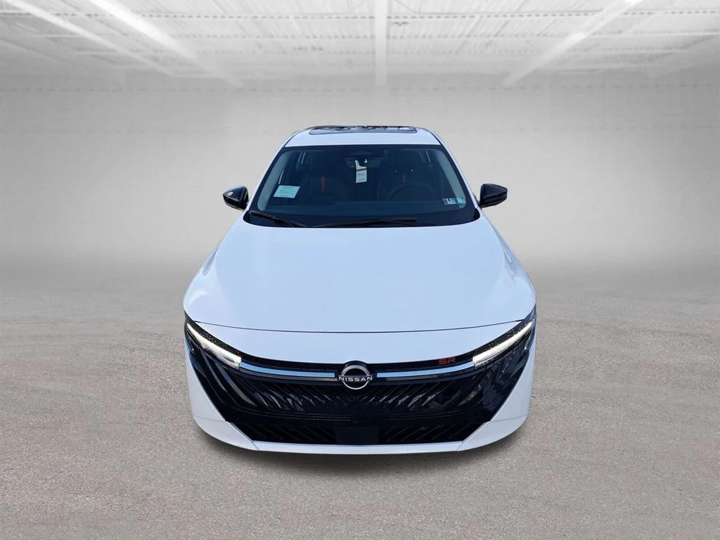 New 2026 White Nissan SR image 9