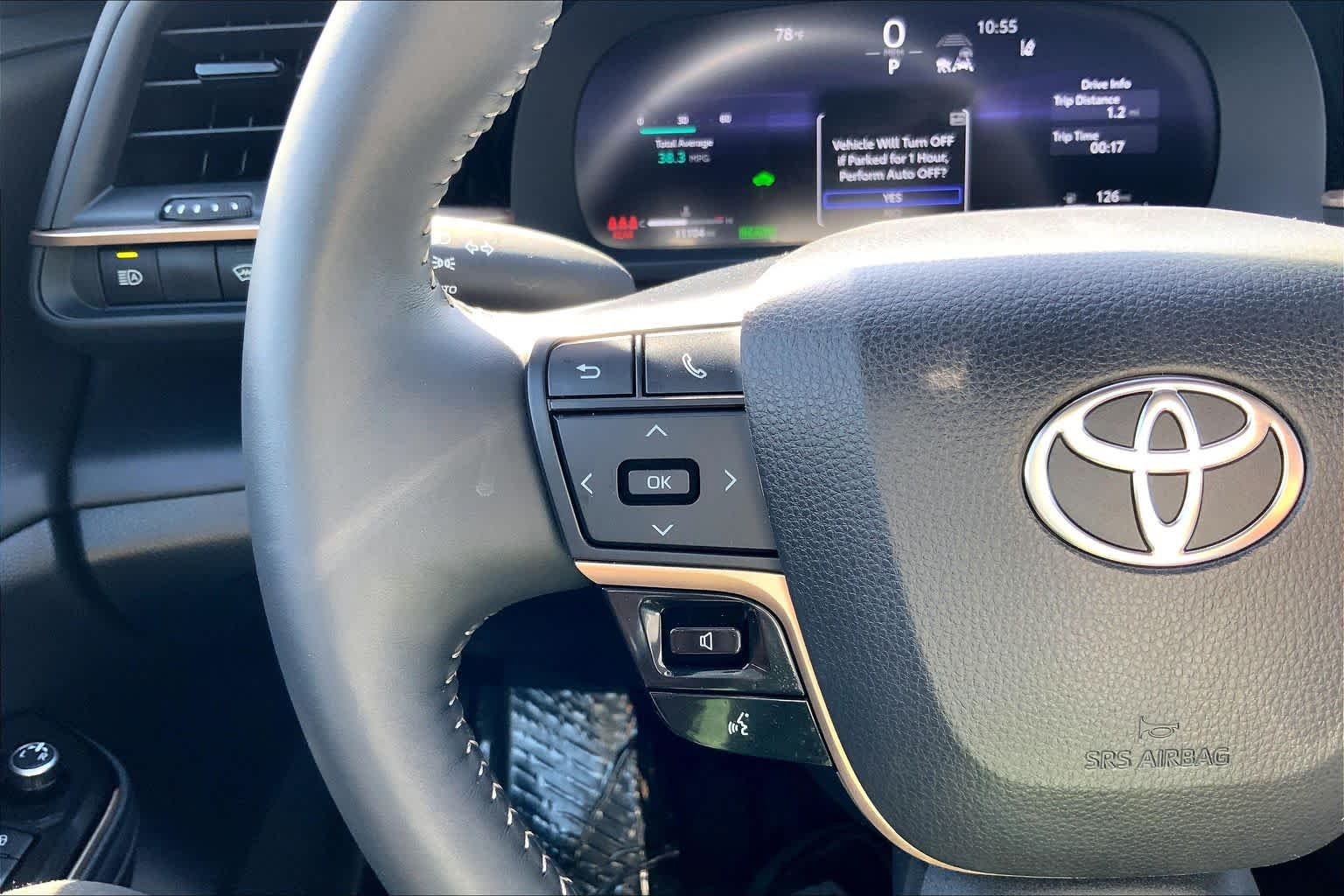 2026 Toyota Crown XLE - Photo 23