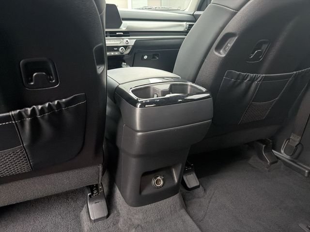 Used 2024 Silver Kia S image 23