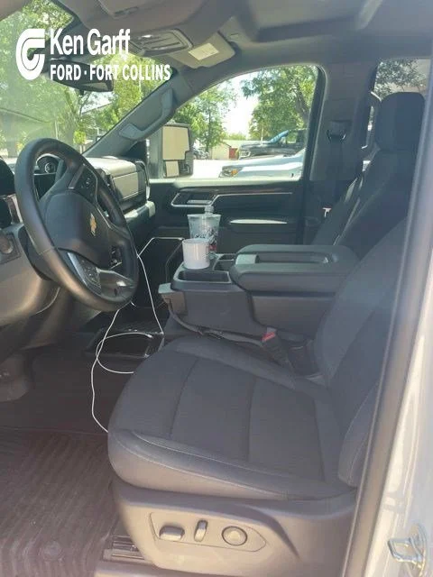 Used 2026 Summit White Chevrolet LT image 1