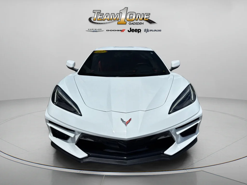 Used 2022 Arctic White Chevrolet 2LT image 2