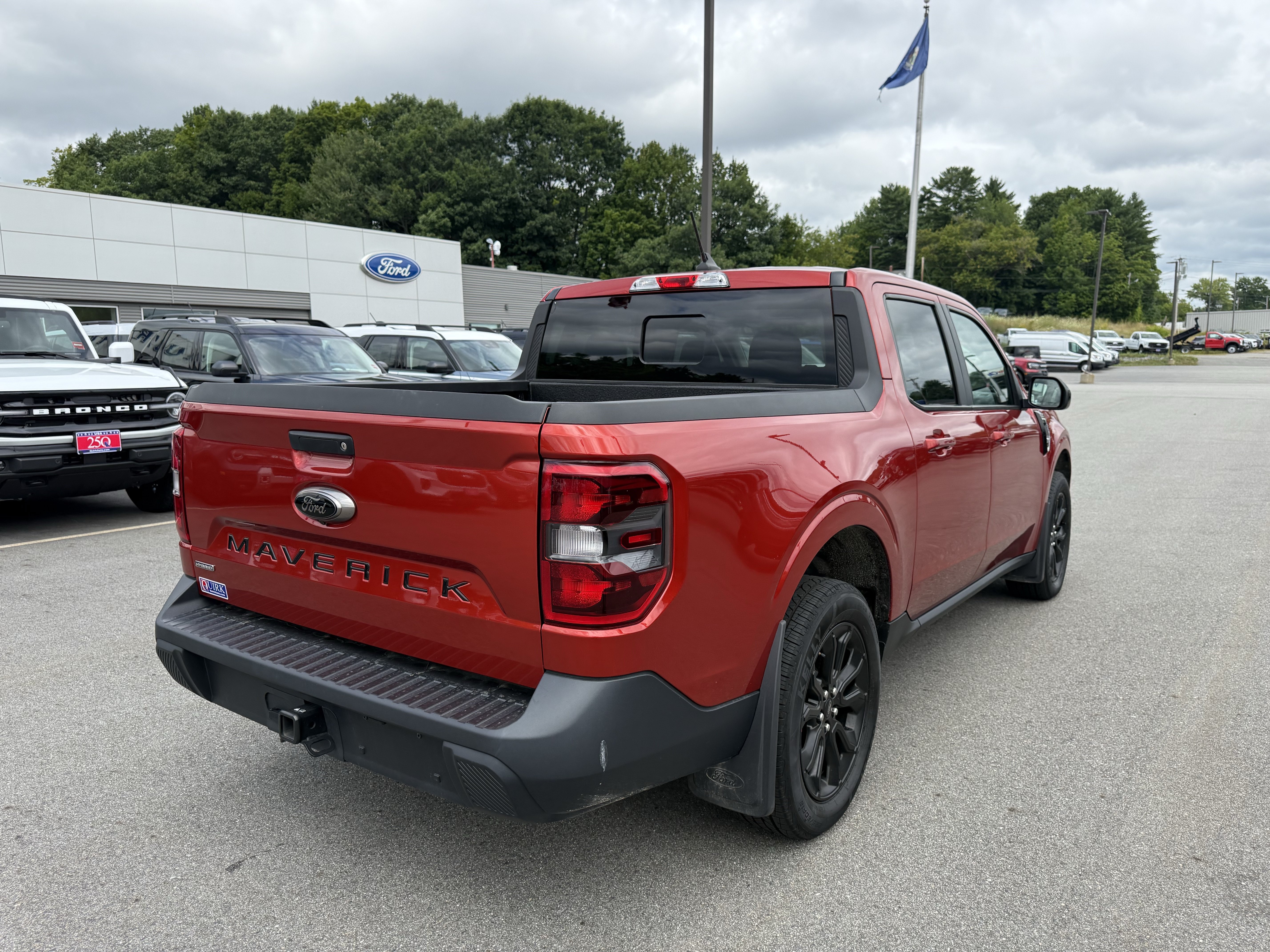 Used 2023 Hot Pepper Red Tc Ford LARIAT image 6