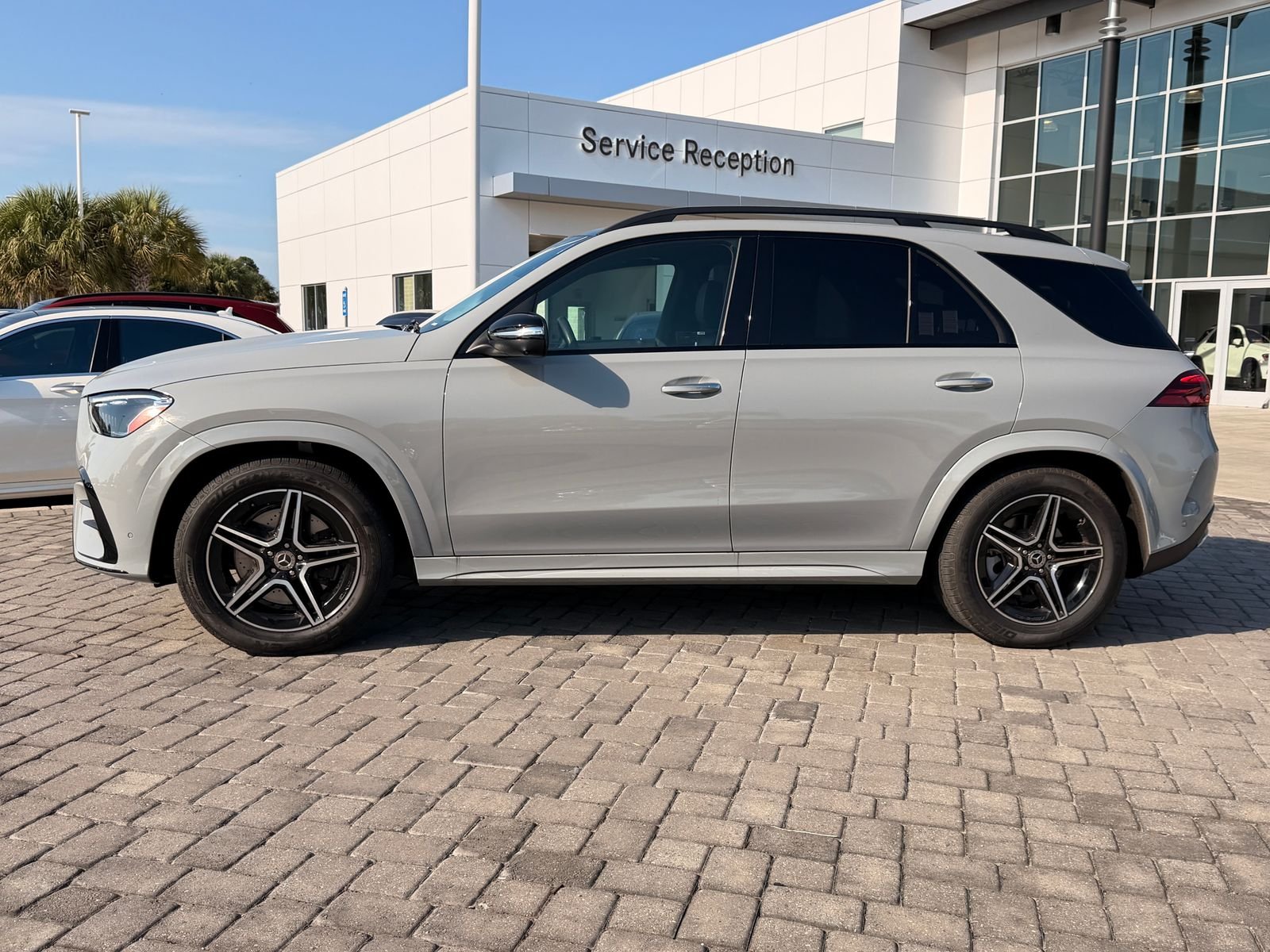 Certified Used 2026 MANUFAKTUR Alpine Gray Mercedes-Benz GLE 350 image 12