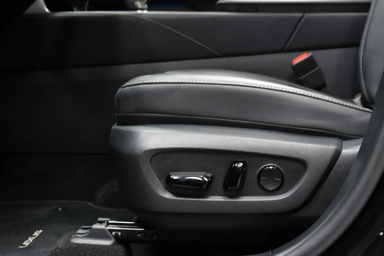 Used 2025 Caviar Lexus Premium Plus image 15