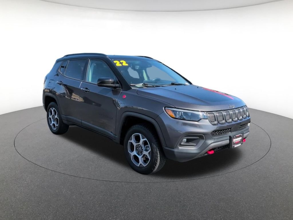 Used 2022 Gray Jeep Trailhawk image 3