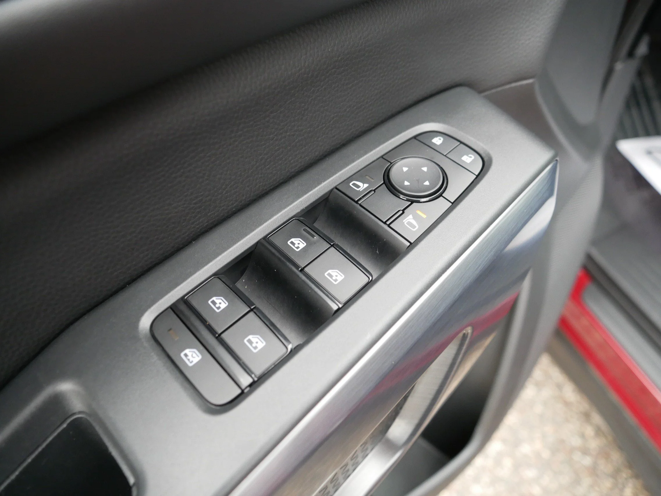 Used 2023 Scarlet Ember Tintcoat/Super Black Nissan Rock Creek image 19
