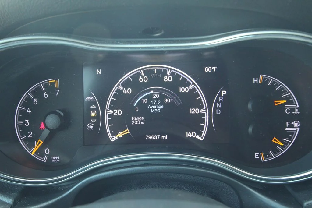 Used 2018 White Jeep Limited image 44