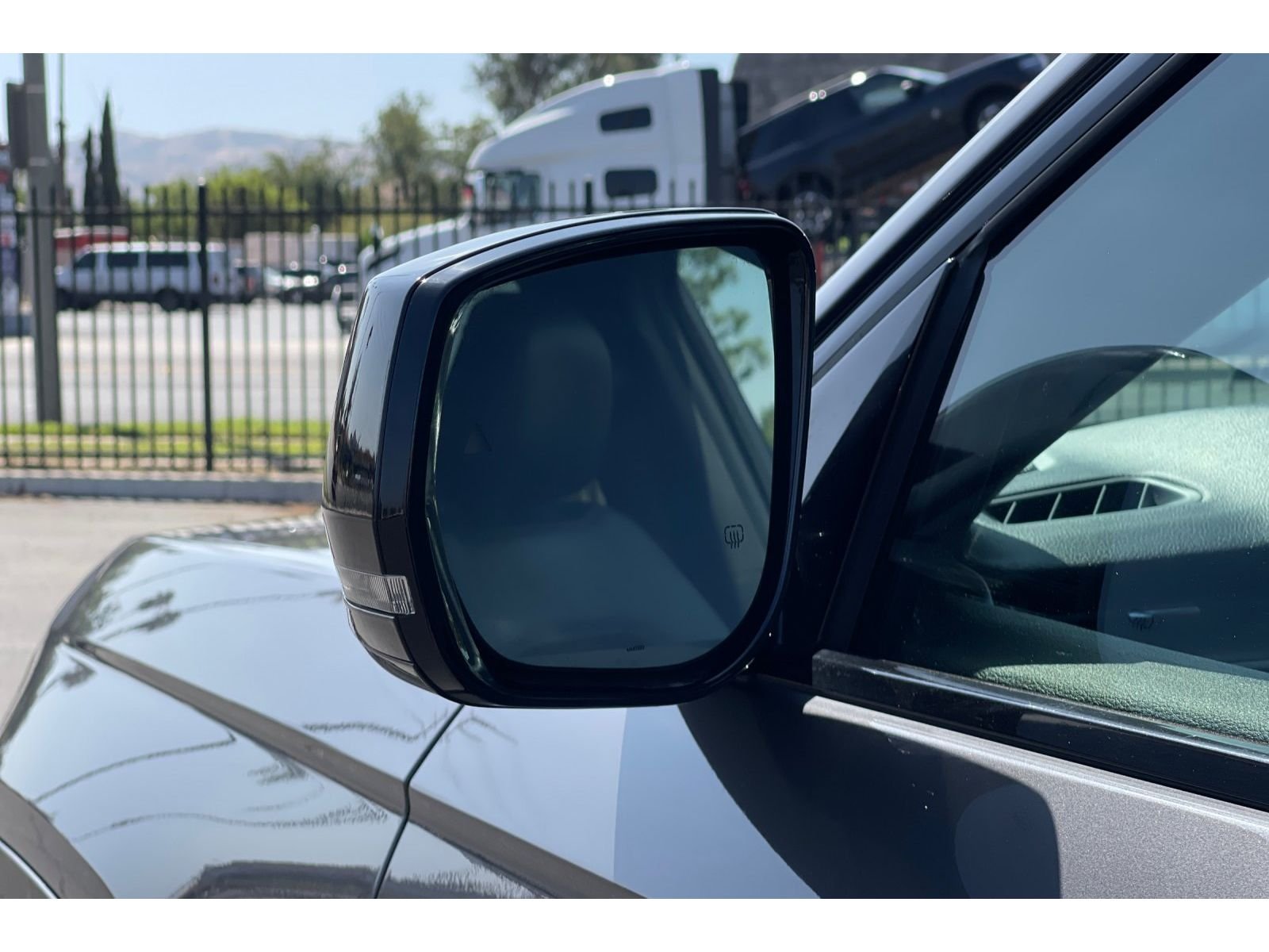 Used 2022 Baltic Gray Metallic Clearcoat Jeep Altitude image 53