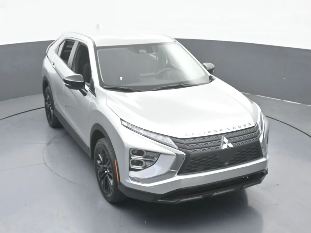 New 2026 Silver Mitsubishi LE 1.5T S-AWC image 44