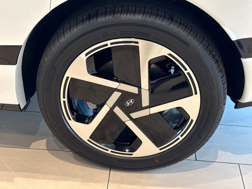 New 2026 White Hyundai Performance Calligraphy image 6