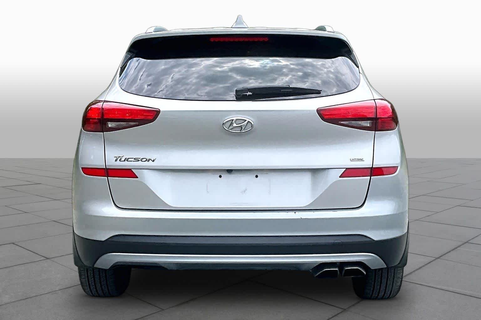Used 2020 Stellar Silver Hyundai SEL image 5