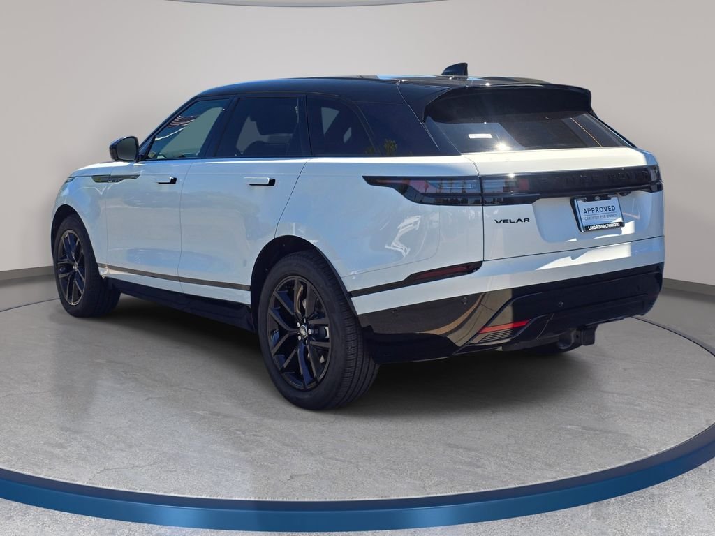 Certified Used 2025 White Land Rover Dynamic SE image 8