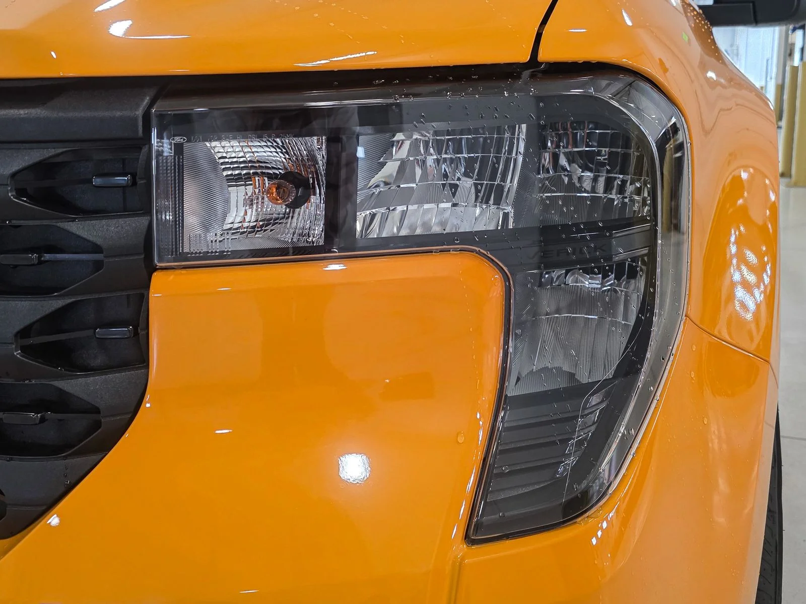 New 2026 Orange Fury Metallic Tri-Coat Ford XLT image 14