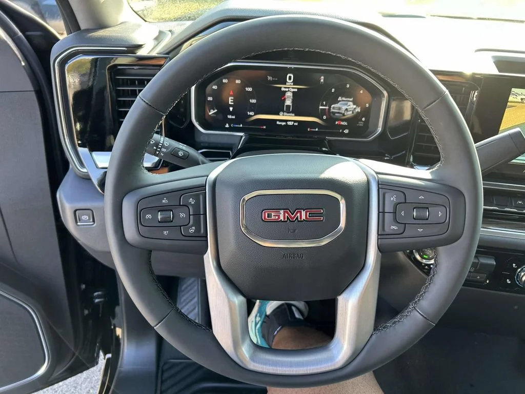 New 2026 Onyx Black GMC Elevation image 26