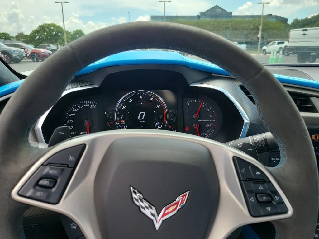 2017 Chevrolet Corvette 3LT - Photo 11