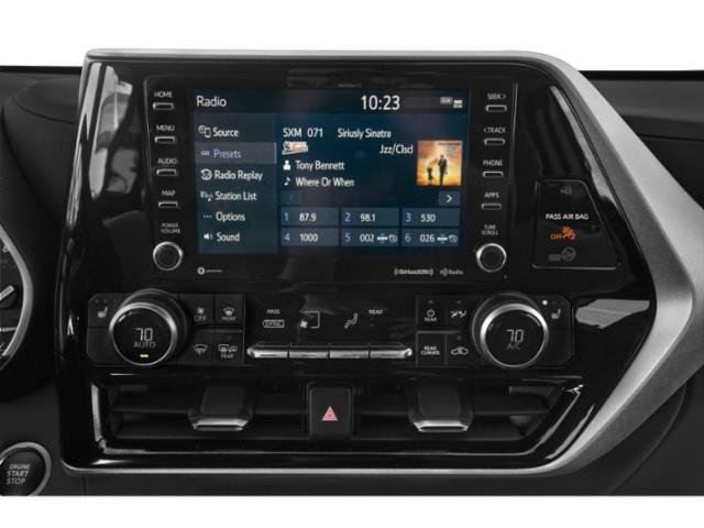 Used 2020 Moon Dust Toyota XLE image 10