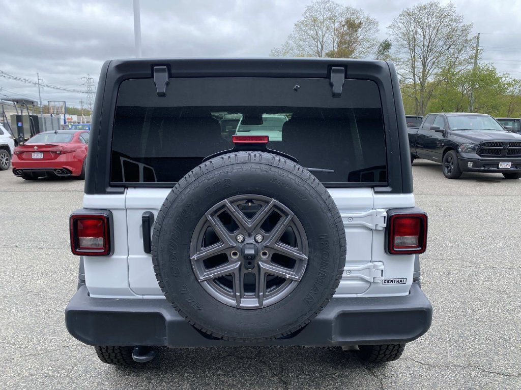 Certified Used 2025 White Jeep Sport S image 7
