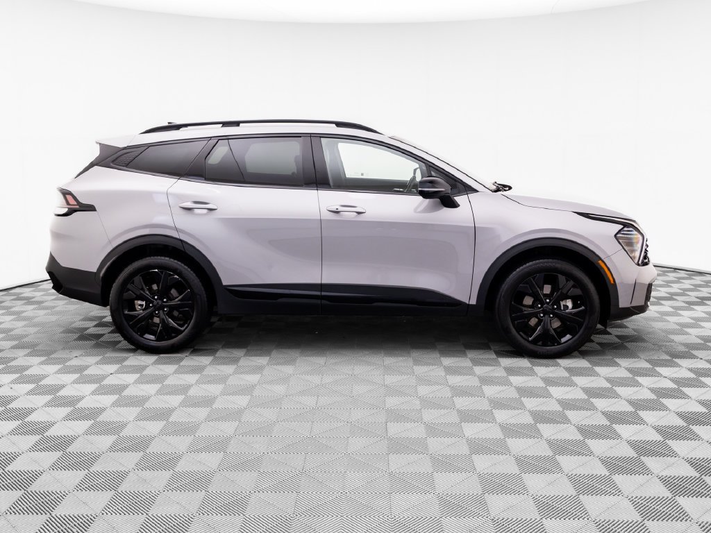 Used 2025 Gray Kia X-Line image 8