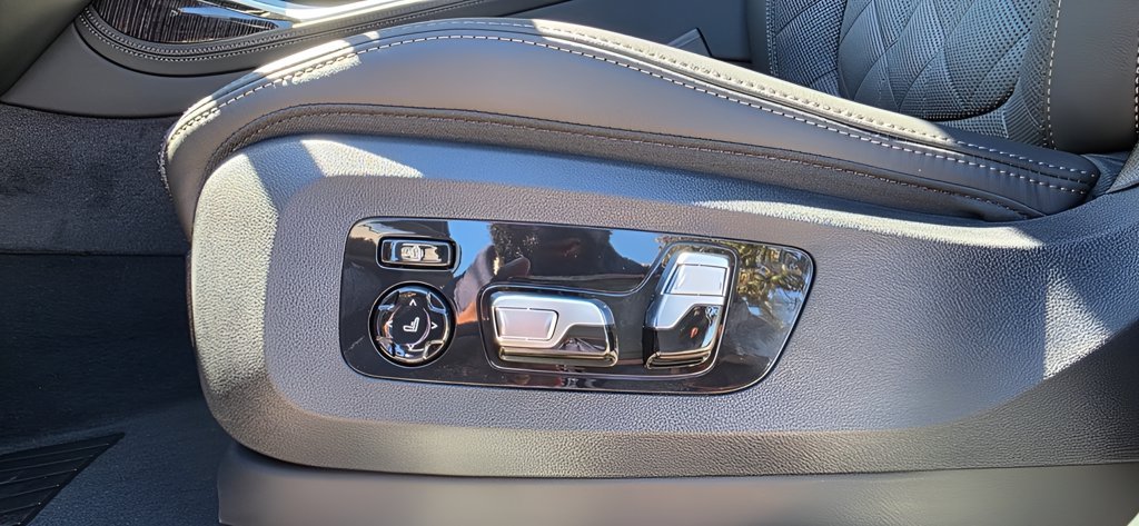 New 2027 Black Sapphire Metallic BMW xDrive40i image 11