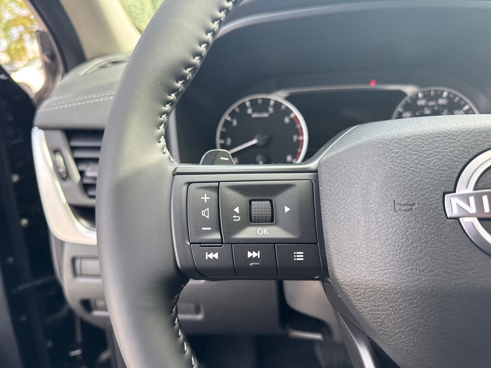 New 2026 Nissan Rogue SV 4D Sport Utility