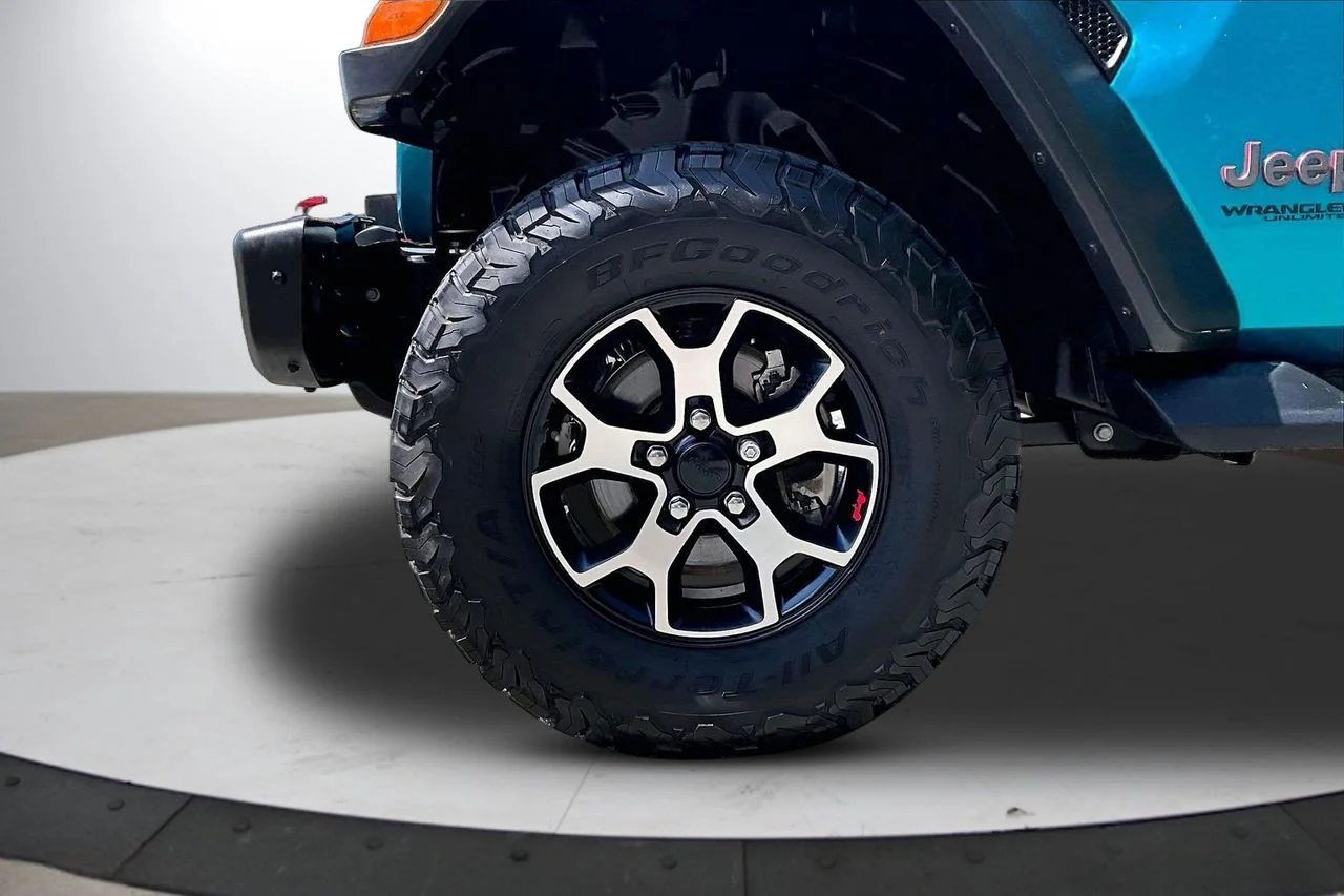 Certified Used 2020 Teal Jeep Rubicon image 31