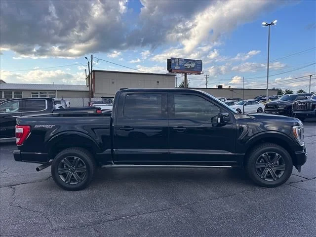 Used 2023 Black Ford Lariat image 13