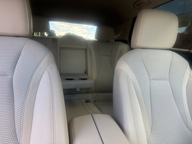 Used 2022 SUMMIT WHITE Buick Preferred image 25