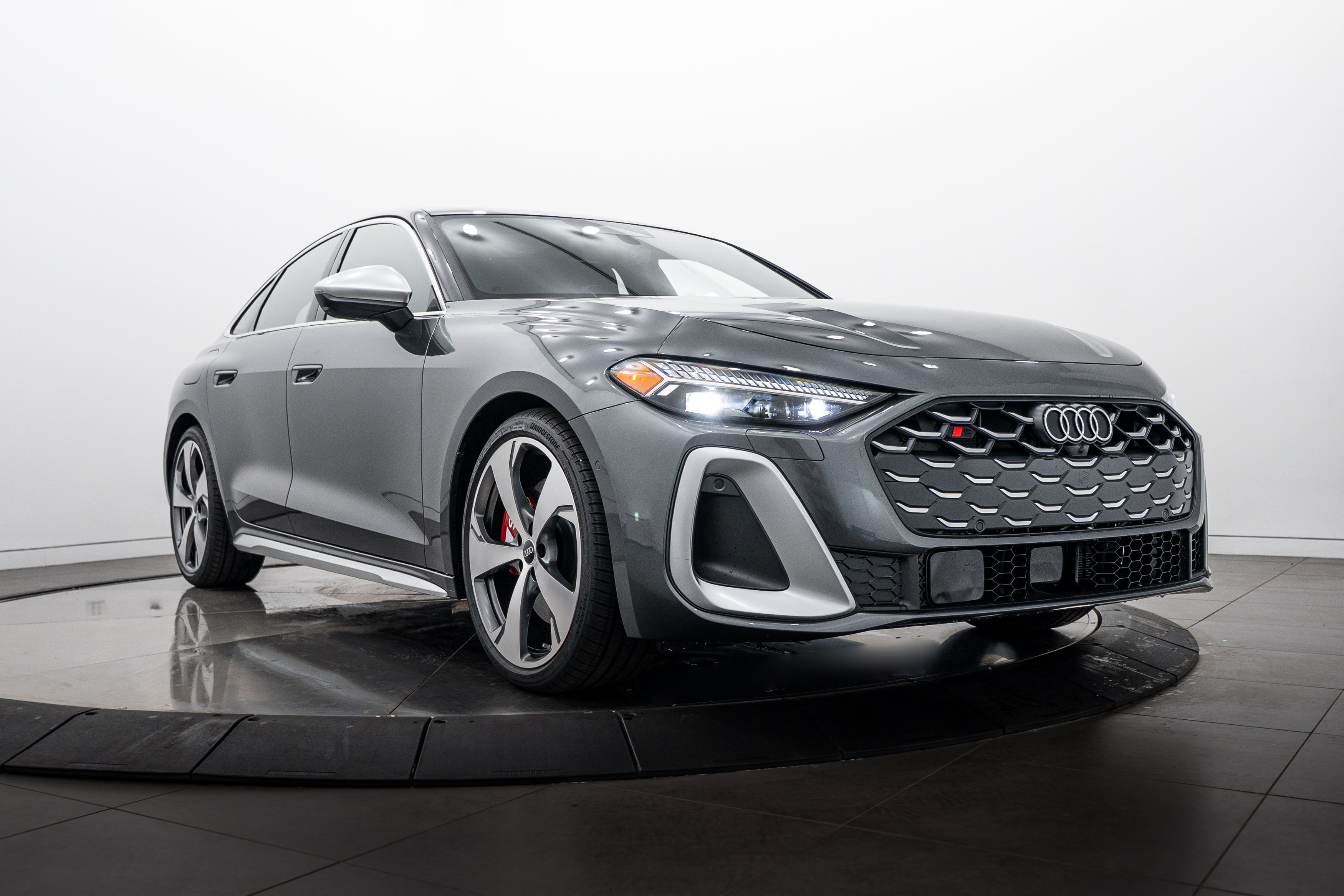 New 2026 Daytona Gray Audi Premium Plus image 1