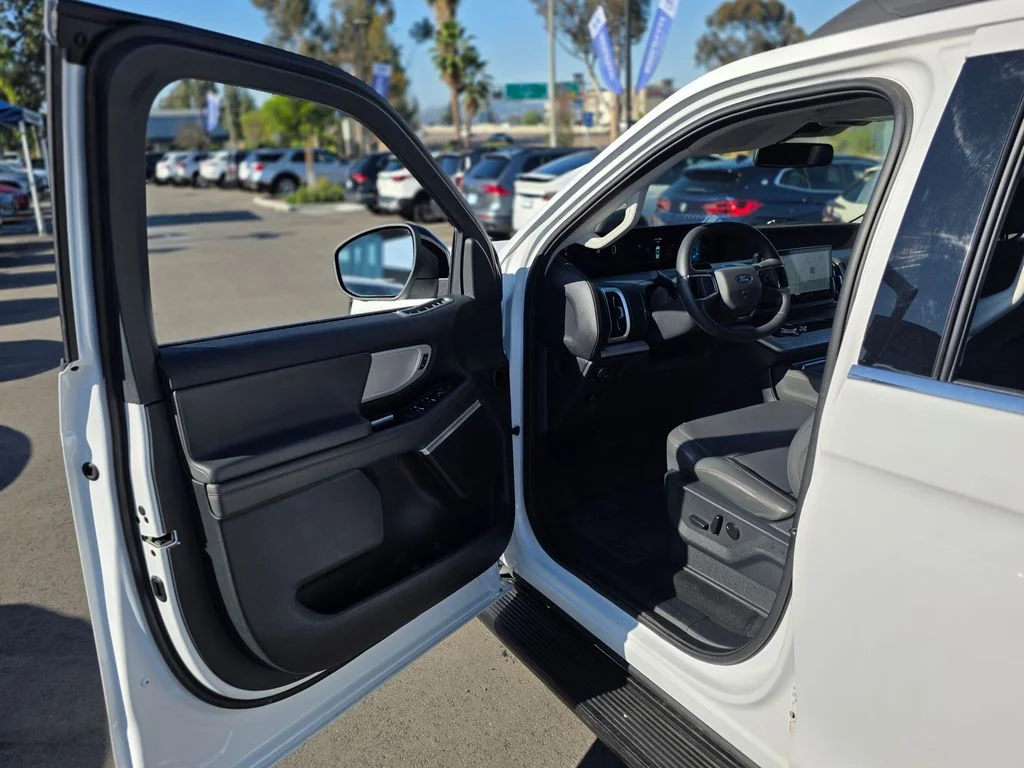 Used 2025 White Ford Active image 46