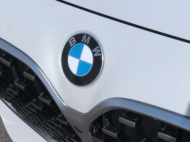 New 2027 Mineral White Metallic BMW 430i xDrive image 11