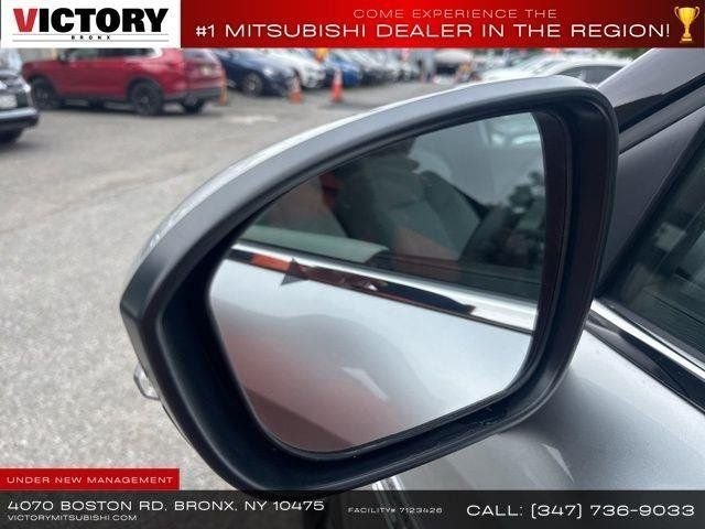 2024 Mitsubishi Outlander Plug-in Hybrid SEL - Photo 32